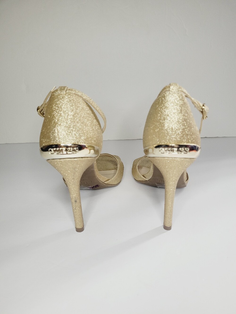 Guess Los Angeles Heels Gold Glitter Women's  Size 8.5 M Open Toes Ankle Straps - Picture 4 of 10